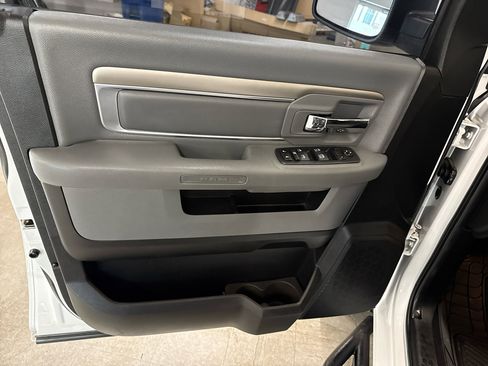 Used 2020 RAM 1500 Classic Warlock image 28