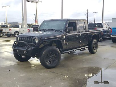 Used 2020 Jeep Gladiator Sport w/ Quick Order Package 23S