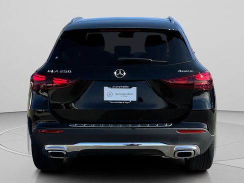 Certified 2026 Mercedes-Benz GLA 250 4MATIC image 6
