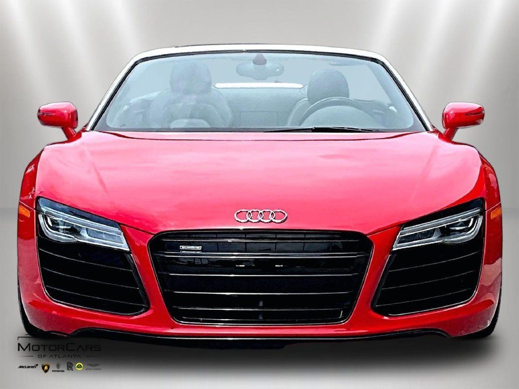 Used 2014 Audi R8 V10 w/ Full Leather Package AWD/4WD image 3