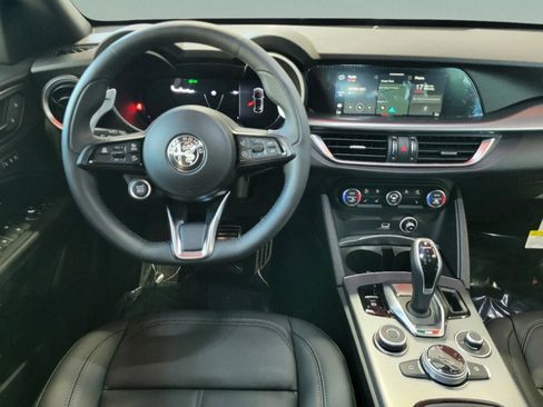New 2025 Alfa Romeo Stelvio Sprint image 42