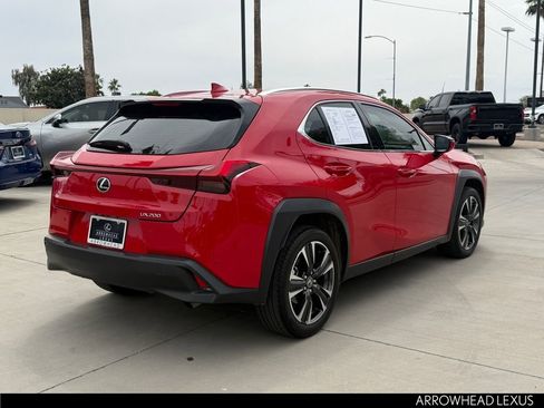 Used 2021 Lexus UX 200 w/ Accessory Package (Z1) FWD image 7