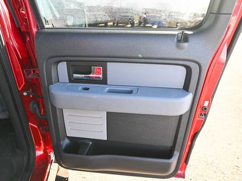 Used 2014 Ford F150 XLT image 28