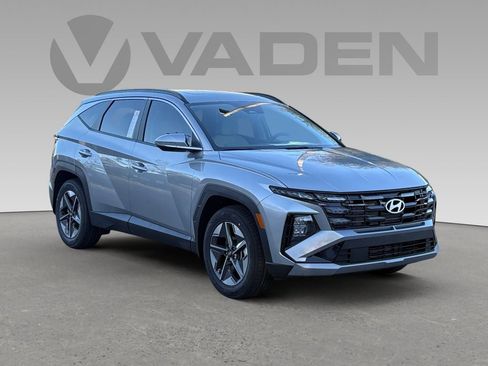 New 2026 Hyundai Tucson SEL image 1