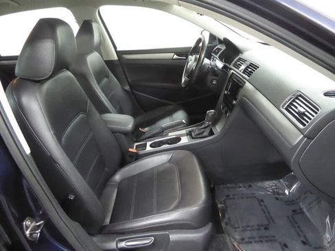 Used 2014 Volkswagen Passat 2.5 SE image 23