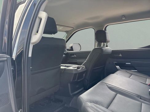 Used 2024 Toyota Tundra Limited image 28