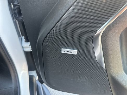 Used 2025 Chevrolet Tahoe Premier image 13