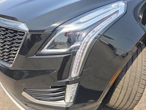 Certified 2023 Cadillac XT5 Premium Luxury AWD/4WD image 33