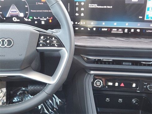 New 2025 Audi Q5 2.0T Premium Plus image 28