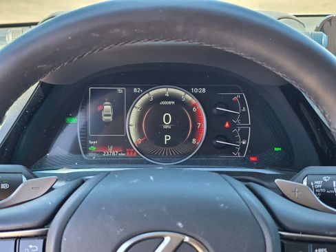Used 2025 Lexus ES 300h w/ Premium Package FWD image 21