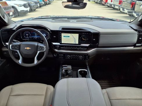 Used 2023 Chevrolet Silverado 1500 LTZ w/ LTZ Premium Package RWD image 10