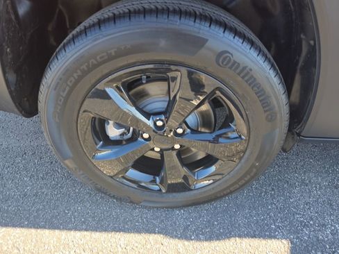 Used 2023 Jeep Cherokee Altitude Lux w/ Lux Elite Package image 19