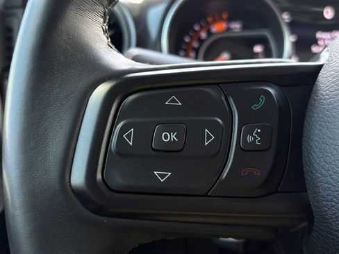 Used 2022 Jeep Wrangler Unlimited Sport AWD/4WD image 13
