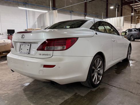 Used 2014 Lexus IS 250C w/ Luxury Package RWD image 8