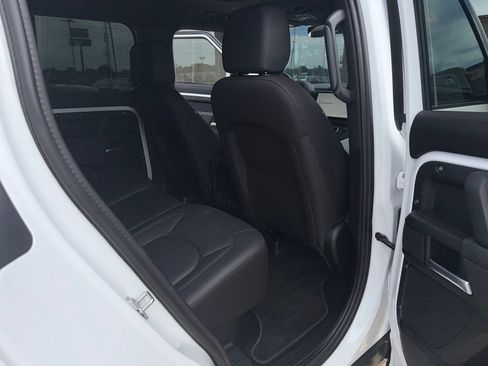 Used 2025 Land Rover Defender 110 S AWD/4WD image 20