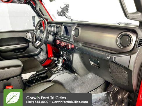 Used 2020 Jeep Gladiator Sport w/ Quick Order Package 24S image 27