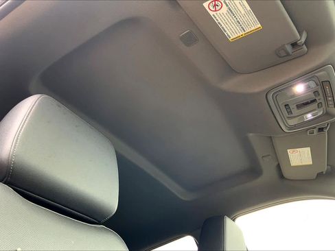 Used 2021 Chevrolet Silverado 2500 LTZ w/ LTZ Convenience Package image 14