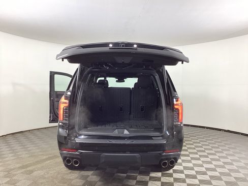 Used 2025 Chevrolet Tahoe Z71 w/ Z71 Off-Road Package image 37