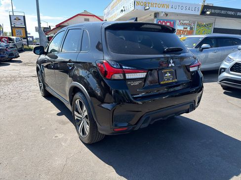 Used 2020 Mitsubishi Outlander Sport ES AWD/4WD image 5