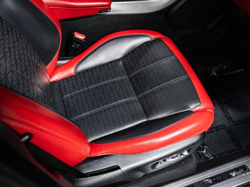 Used 2018 Land Rover Range Rover Sport HSE Dynamic image 39