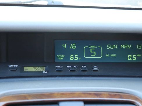 Used 2001 Toyota Avalon XLS FWD image 20