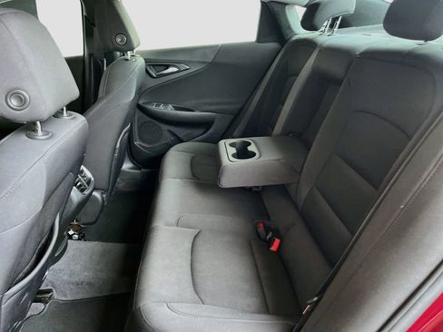 Used 2020 Chevrolet Malibu LT FWD image 25