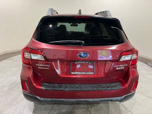 Used 2016 Subaru Outback 2.5i Limited AWD/4WD image 10