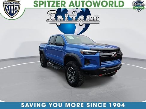 Used 2025 Chevrolet Colorado ZR2 AWD/4WD image 2