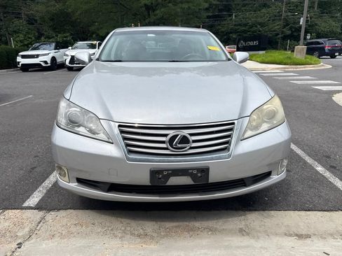 Used 2010 Lexus ES 350 FWD image 2