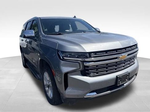 Used 2023 Chevrolet Tahoe Premier w/ Premium Package 2 AWD/4WD image 6