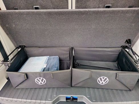 New 2025 Volkswagen ID. Buzz 1st Edition image 32