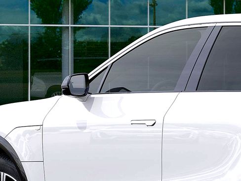 New 2025 Cadillac Lyriq Luxury image 12