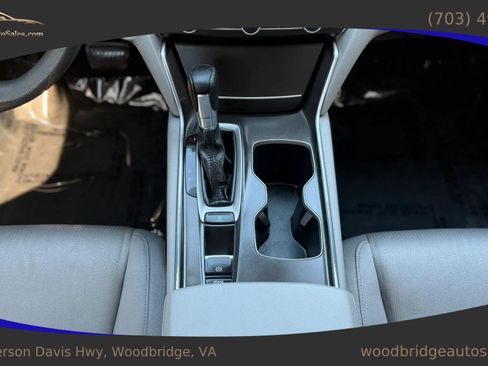 Used 2019 Honda Accord LX image 22