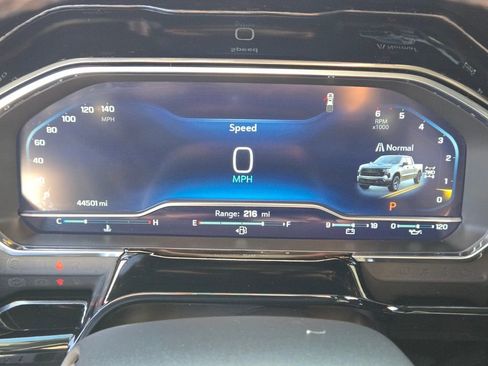 Used 2022 Chevrolet Silverado 1500 LT Trail Boss image 19