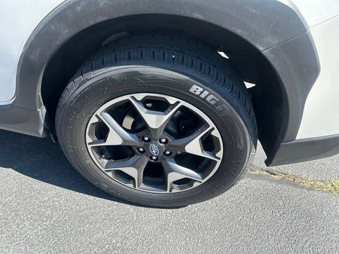 Used 2019 Subaru Crosstrek 2.0i Premium AWD/4WD image 15