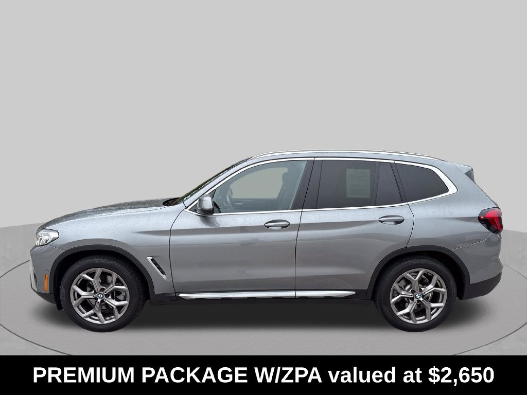 Used 2023 BMW X3 xDrive30i w/ Premium Package w/ZPA AWD/4WD image 2