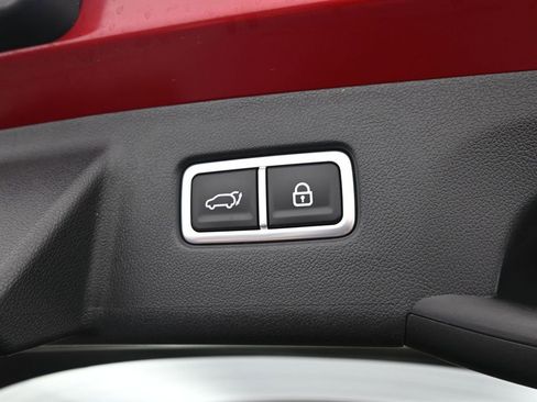 Used 2023 Kia Sorento SX Prestige w/ Panoramic Sunroof Package image 10