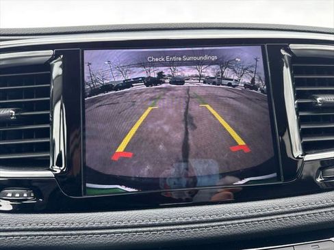 Certified 2020 Chrysler Pacifica Limited image 21