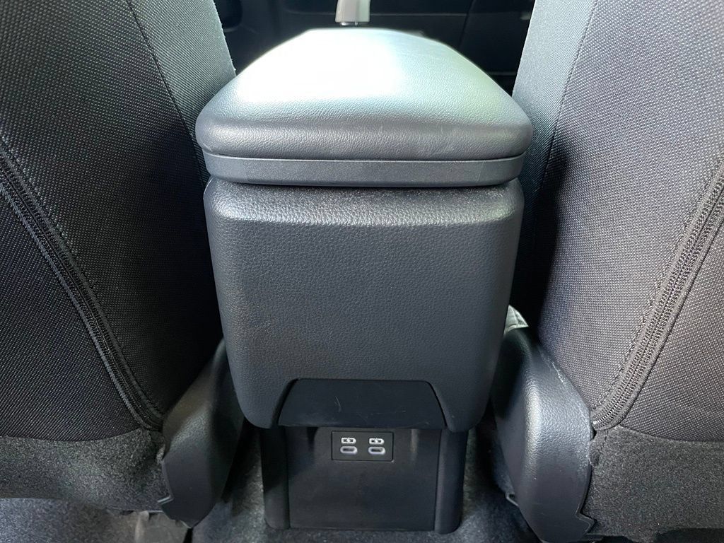 Used 2025 Toyota Prius LE FWD image 27