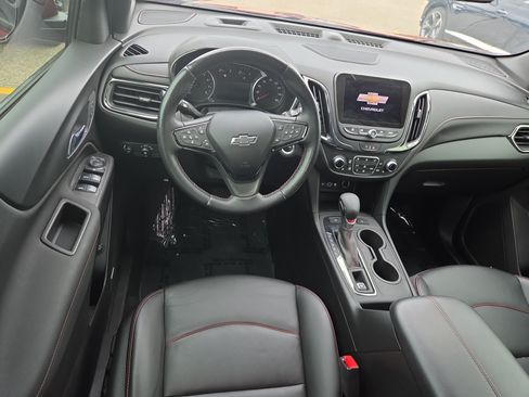 Used 2022 Chevrolet Equinox RS w/ RS Leather Package AWD/4WD image 8