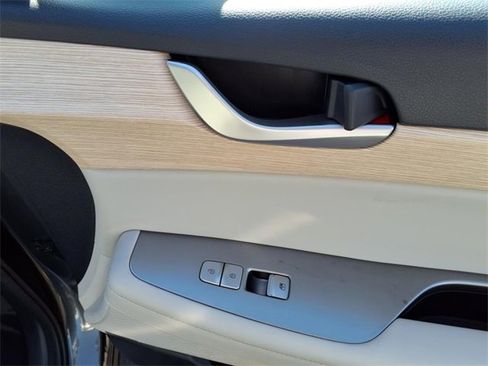 Certified 2023 Hyundai Palisade Limited image 32