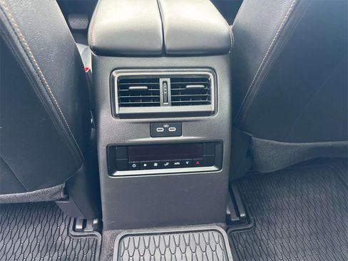 Used 2024 MAZDA CX-90 Plug-In Hybrid w/ Premium Pkg image 15