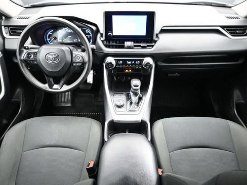 Used 2023 Toyota RAV4 LE AWD/4WD image 14