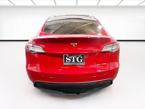 Used 2020 Tesla Model Y Long Range image 5