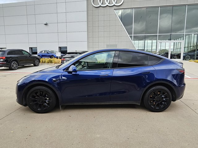 Used 2023 Tesla Model Y Long Range AWD/4WD image 5