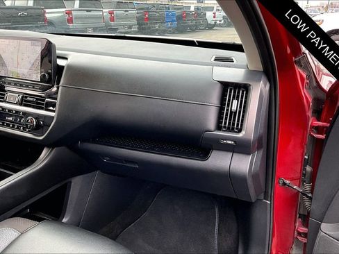 Used 2023 Nissan Pathfinder SL w/ SL Premium Package image 26