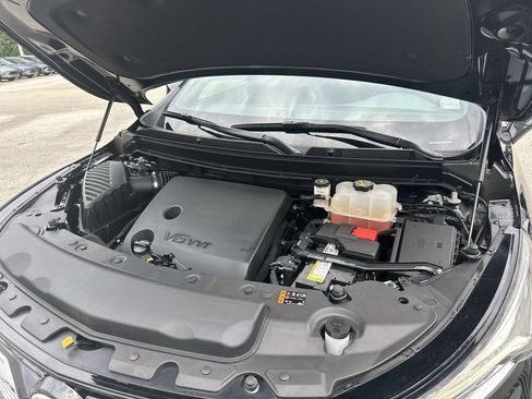 Certified 2024 Buick Enclave Essence FWD image 29