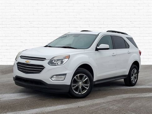 Used 2017 Chevrolet Equinox LT w/ Convenience Package image 1