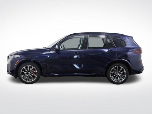 New 2026 BMW X5 xDrive40i w/ M Sport Package AWD/4WD image 2