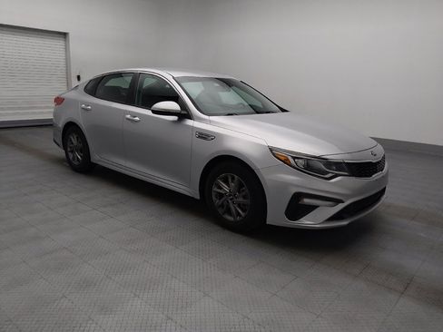 Used 2019 Kia Optima LX FWD image 11